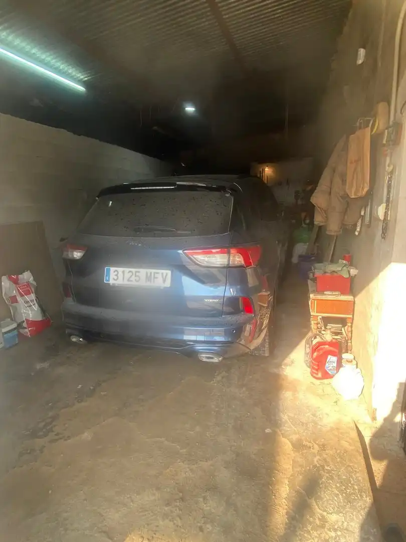 Parking of Country homes for sale in Guardamar del Segura