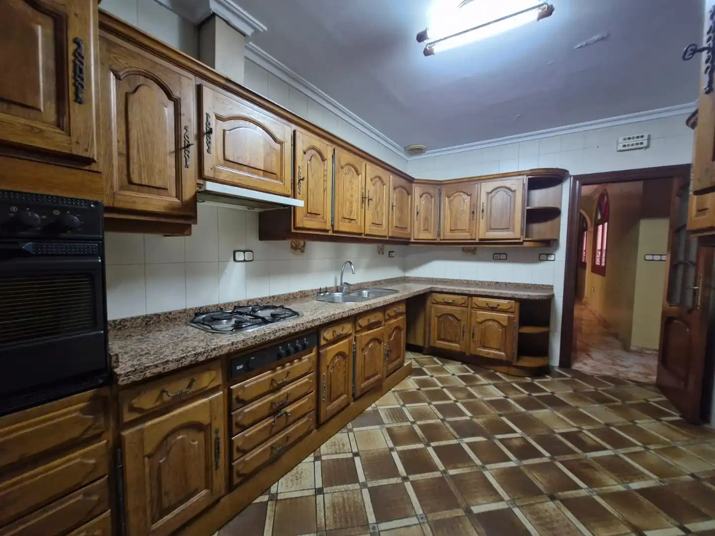 Cuina de Casa o xalet en venda en Motril amb Terrassa