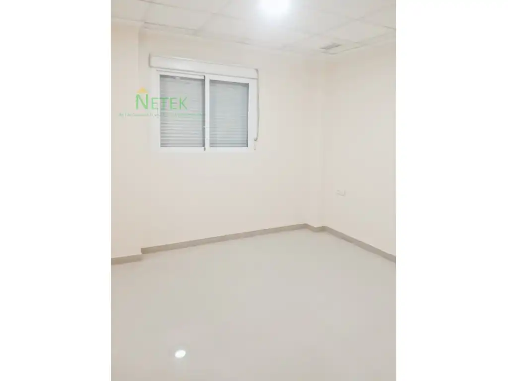 Habitación de Planta baja en venta en Almoradí con Horno