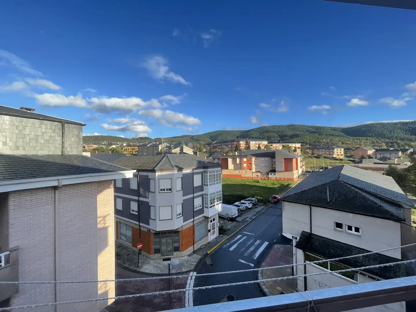 Piso en venta en Calle Gil y Carrasco, 27, Fabero