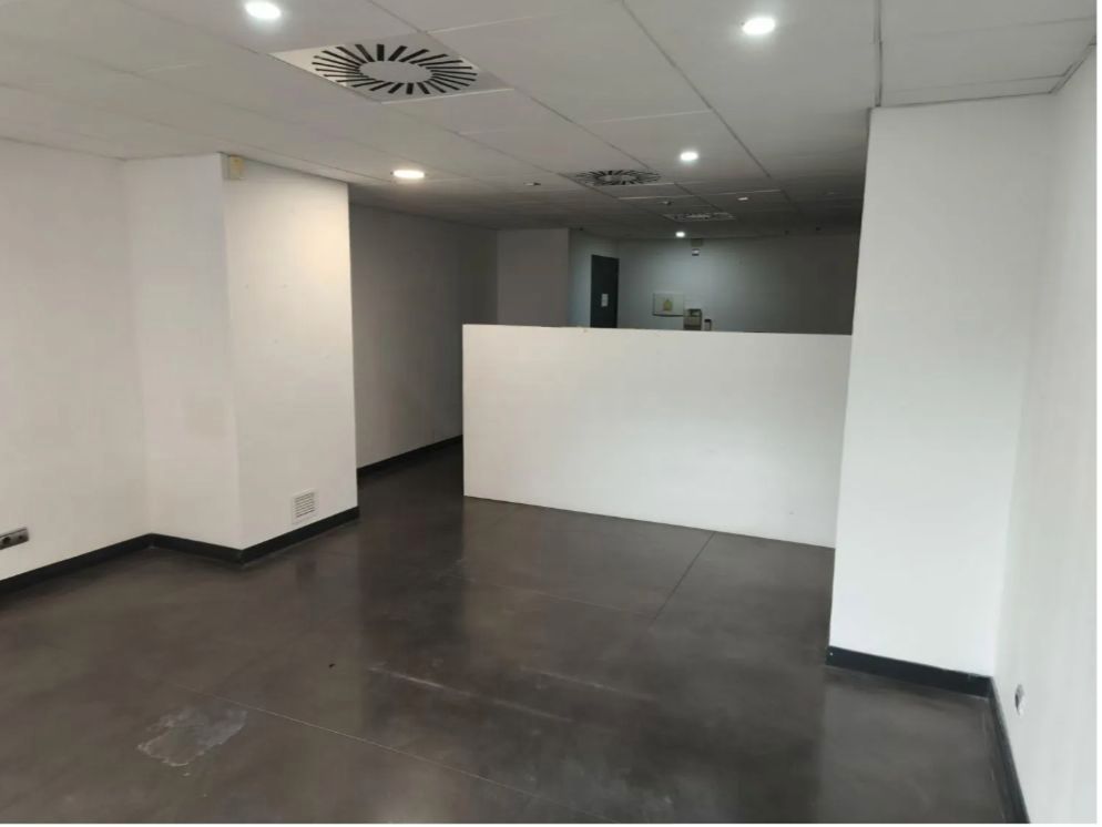 Office for rent in  Zaragoza Capital  with Internet