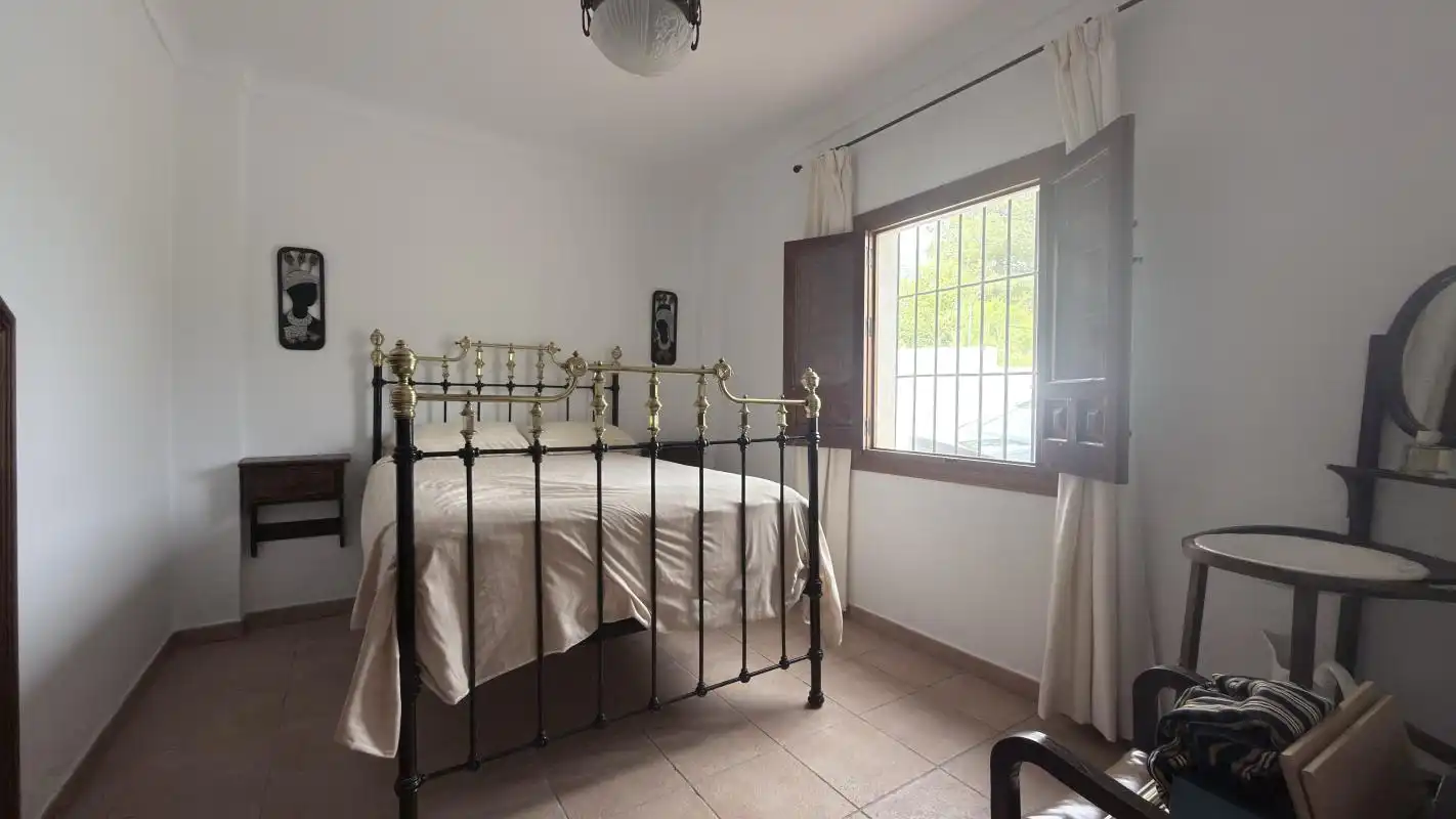 Schlafzimmer von Country house zur Miete in Valle de Abdalajís mit Klimaanlage, Heizung und Privatgarten