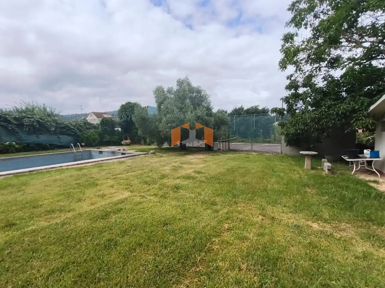 Houses for sale in Vigo   with Heating, Private garden and Parquet flooring