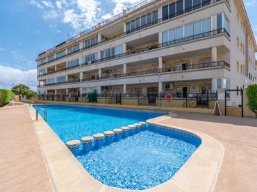 Apartament amb piscina en venda a Orihuela Costa