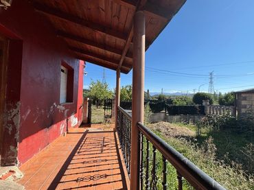 Casa con jardín en venta en Cubillos del Sil