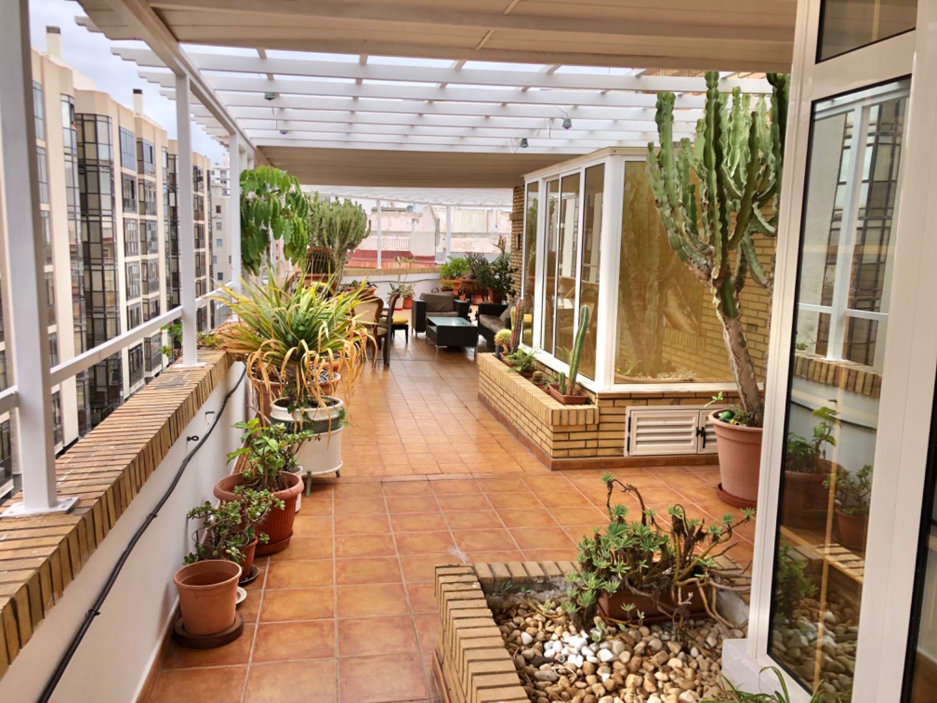 Terraza de Ático de alquiler en Las Palmas de Gran Canaria con Aire acondicionado, Parquet y Terraza