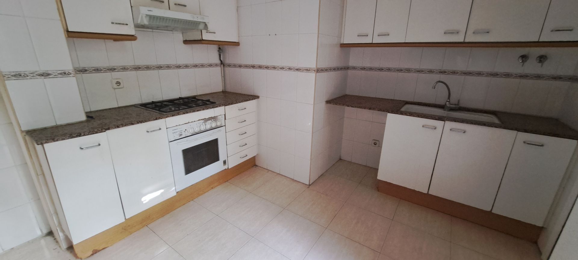 Cuina de Pis en venda en Terrassa amb Calefacció i Terrassa