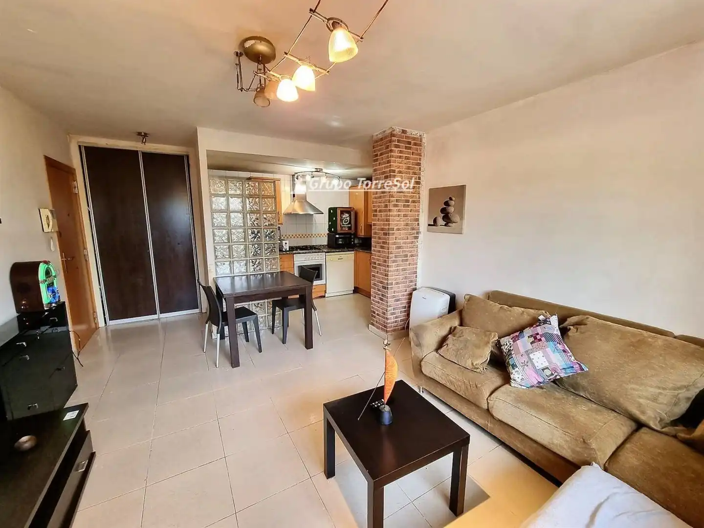 Piso en venta en Torredembarra con Calefacción, Piscina y Piscina comunitaria