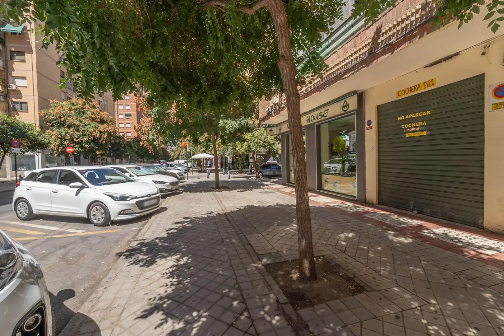 Außenansicht von Wohnung zur Miete in Granada mit Heizung und Möbliert