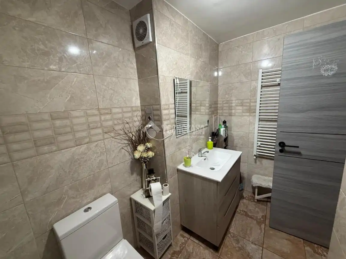 Baño de Piso en venta en Madrid con Aire acondicionado, Calefacción y Terraza
