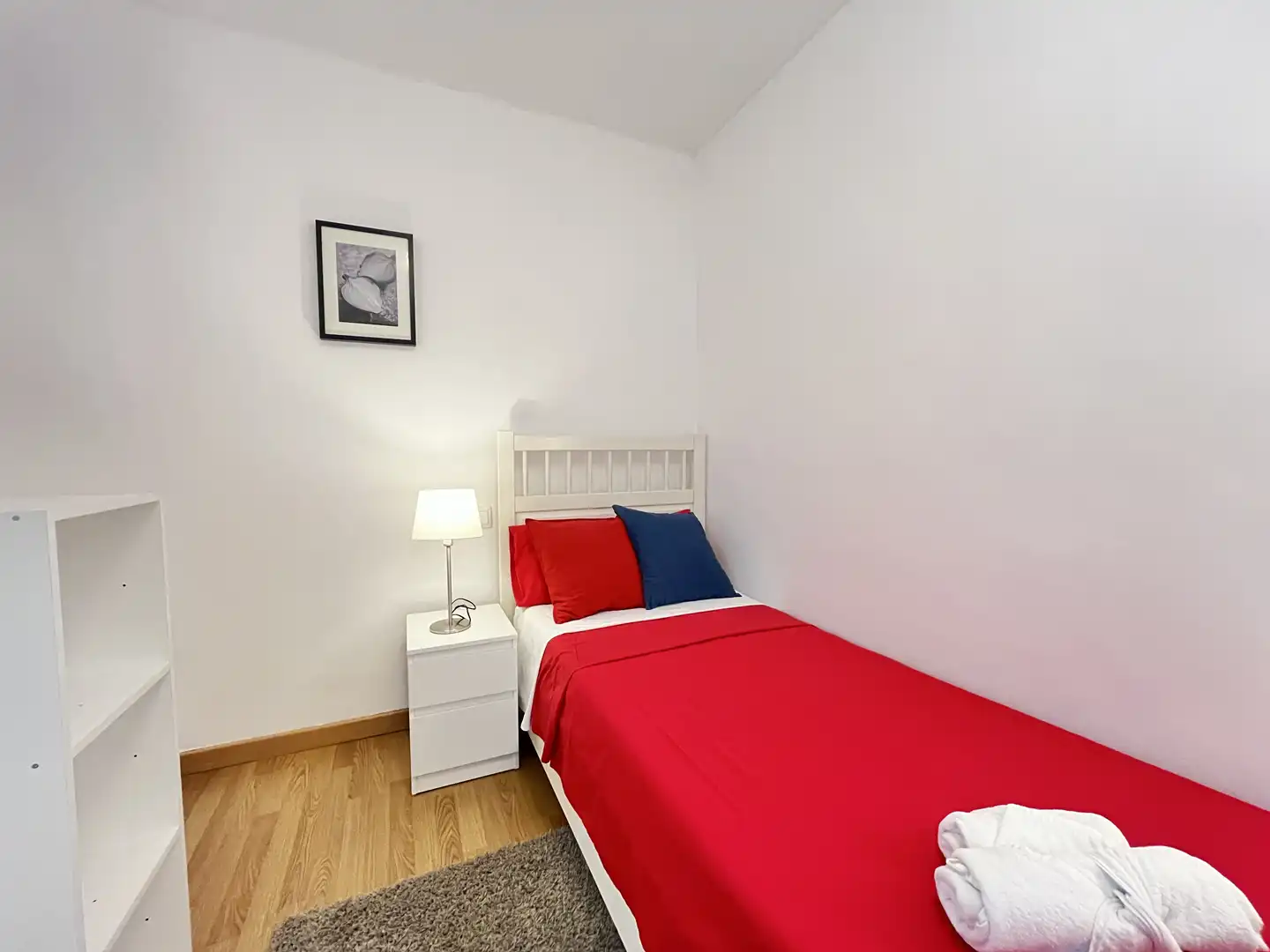 Habitación de Piso de alquiler en Madrid con Aire acondicionado, Terraza y Amueblado