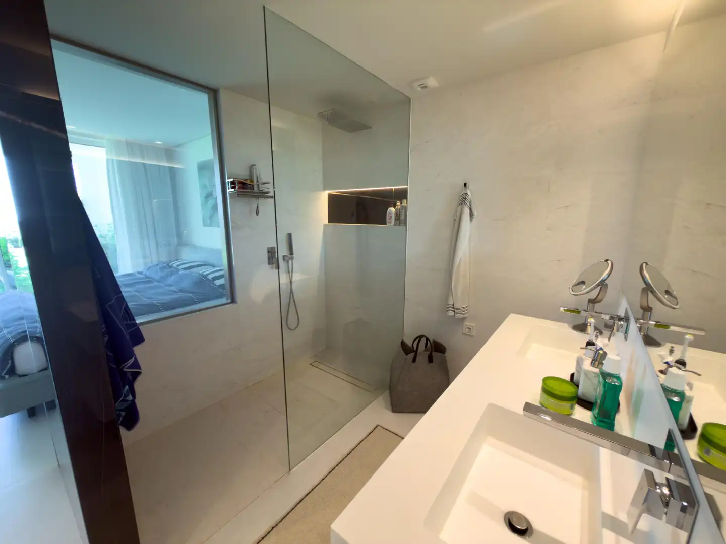 Badezimmer von Wohnung zum Verkauf in Ojén mit Klimaanlage, Terrasse und Abstellraum