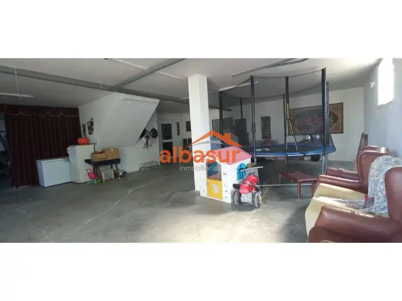 Casa o chalet en venta en Fernán-Núñez con Jardín privado y Piscina