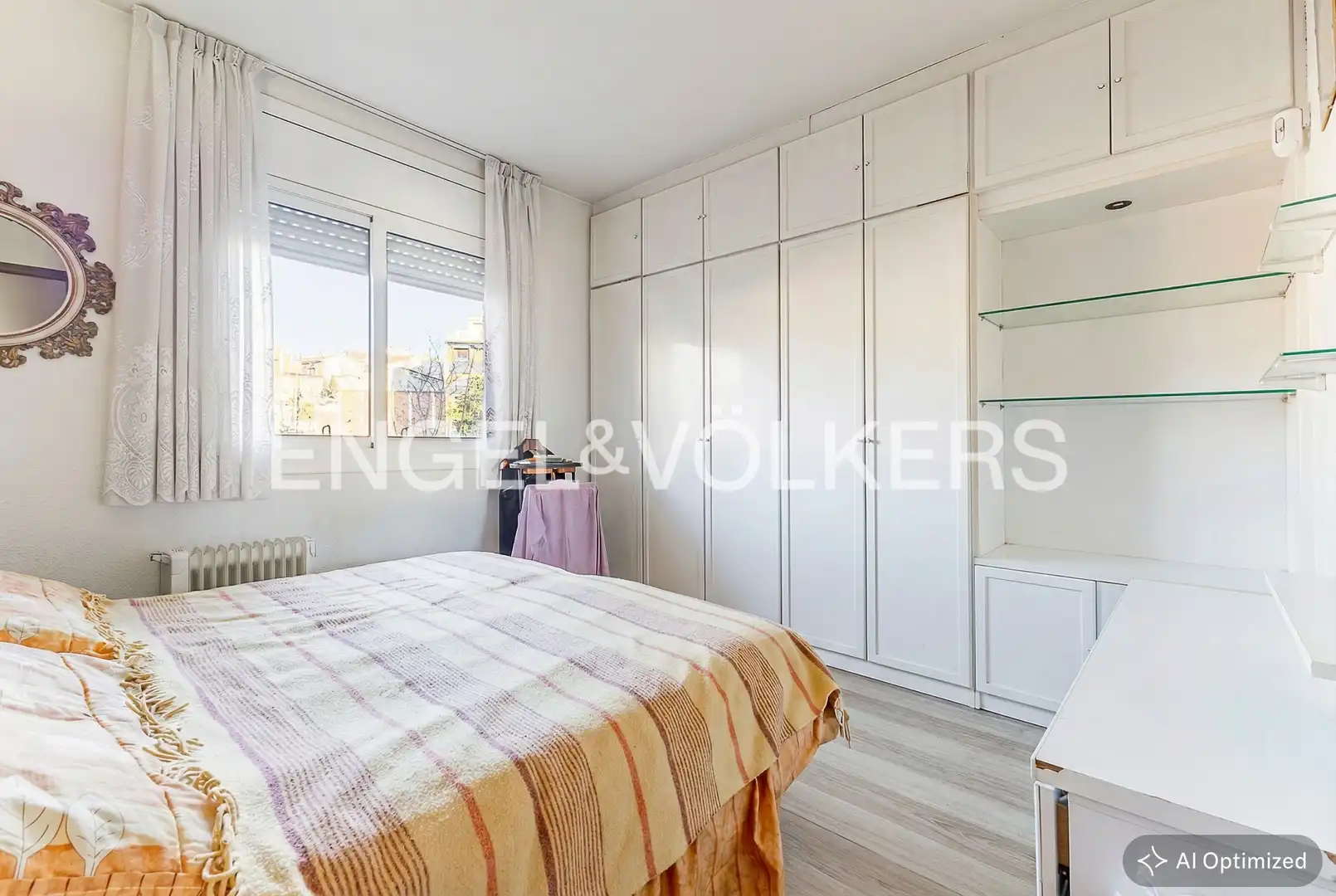 Habitación de Piso en venta en Barcelona con Calefacción, Piscina y Balcón