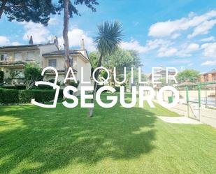 Jardí de Casa o xalet de lloguer en Manzanares El Real amb Terrassa i Piscina