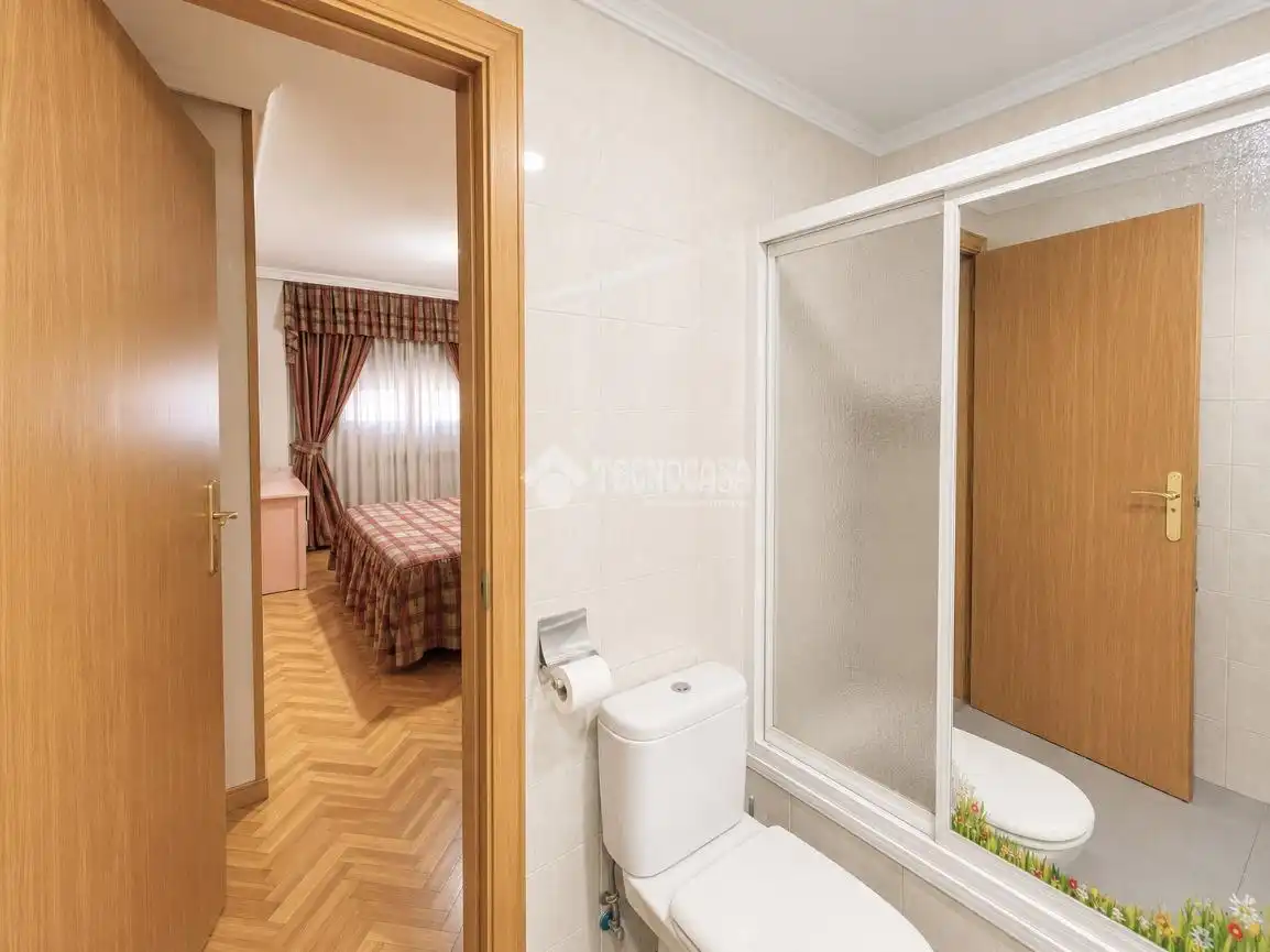 Habitación de Piso en venta en San Fernando de Henares con Aire acondicionado, Calefacción y Parquet