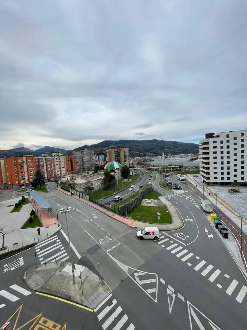 Exterior view of Flat for sale in Barakaldo   with Heating, Parquet flooring and Terrace
