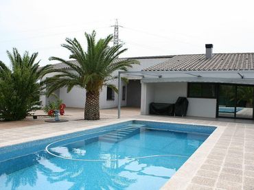 Maison avec piscine à vendre à sin calle