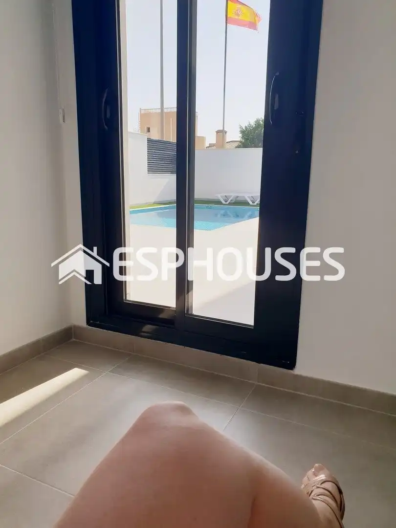 Piscina de Casa o xalet en venda en Pilar de la Horadada amb Terrassa, Piscina i Balcó