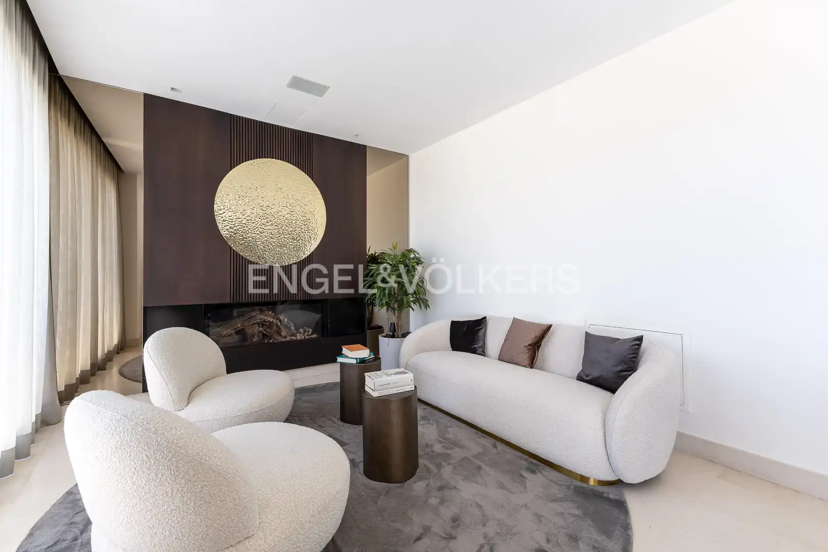 Sala d'estar de Àtic de lloguer en Madrid amb Aire condicionat, Calefacció i Terrassa
