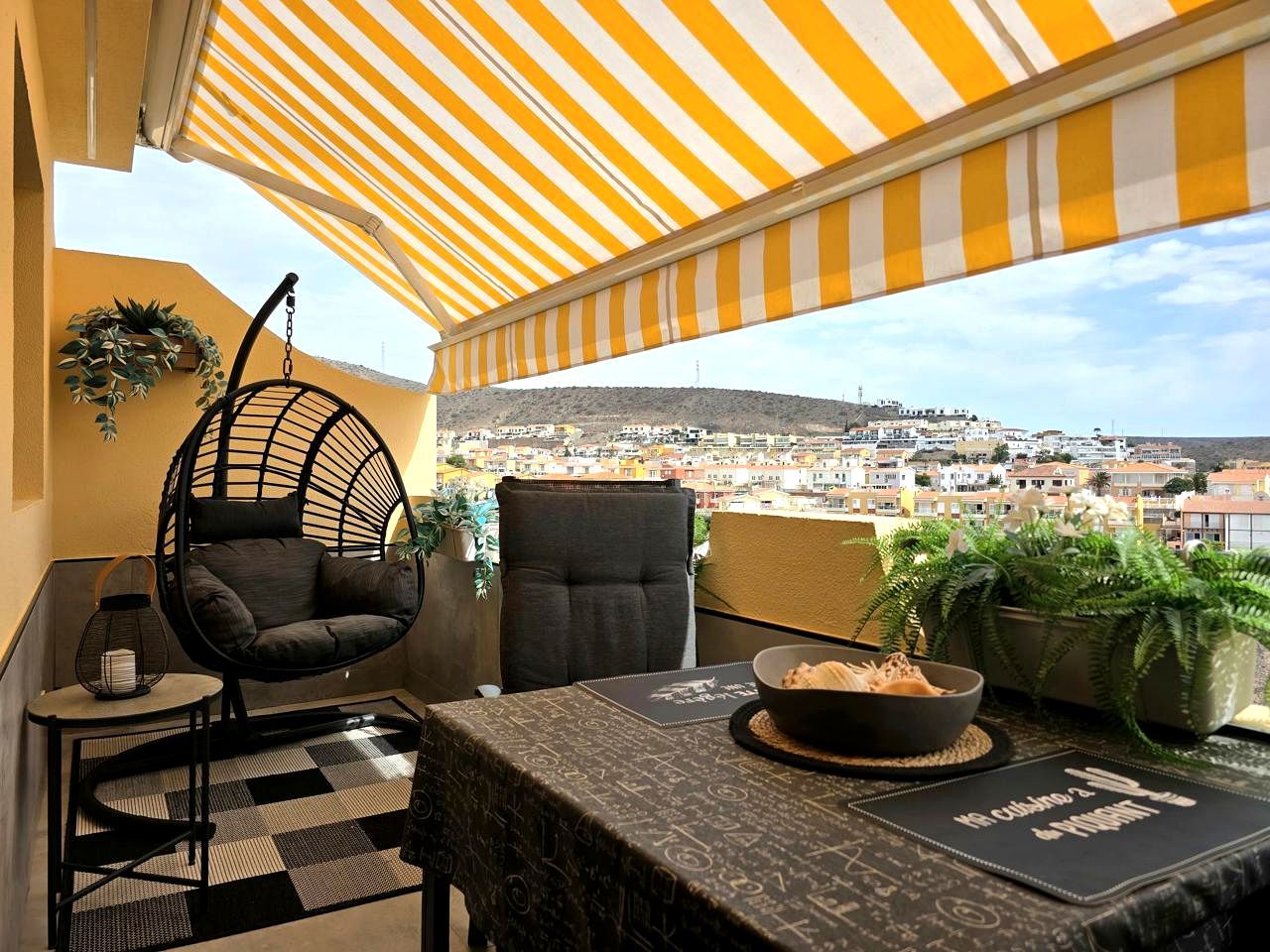 Terrassa de Pis de lloguer en Mogán amb Aire condicionat, Terrassa i Moblat