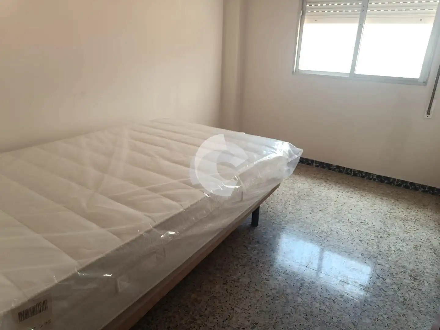 Habitación de Piso de alquiler en Ourense Capital  con Calefacción y Amueblado