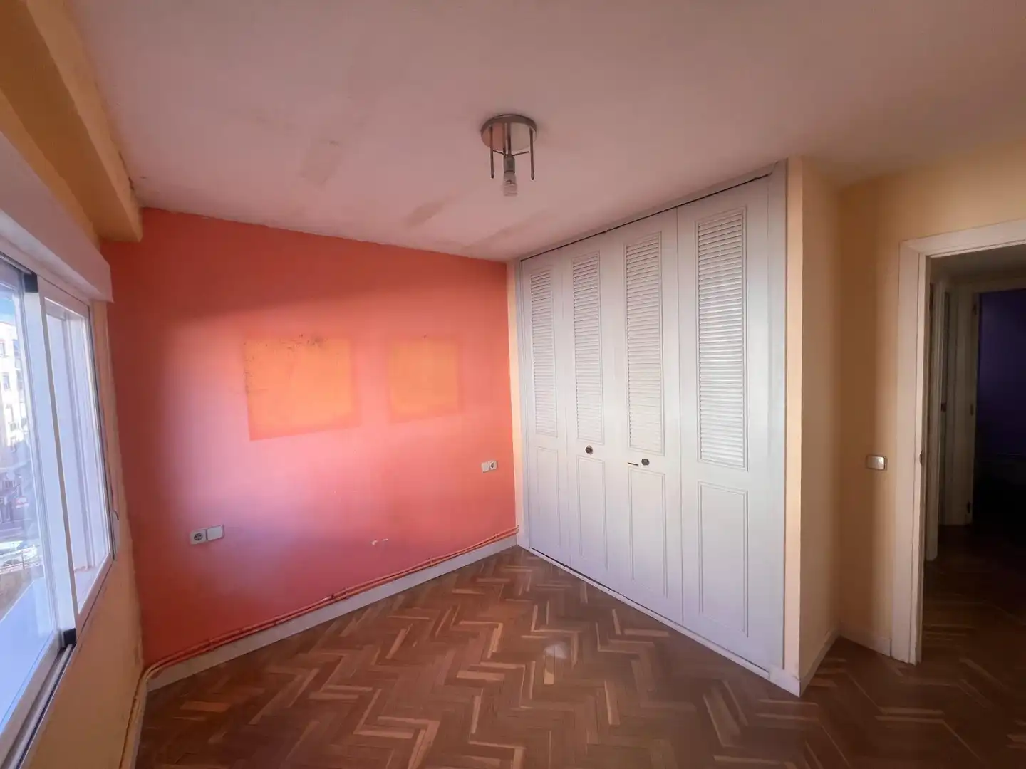 Habitación de Apartamento en venta en Parla