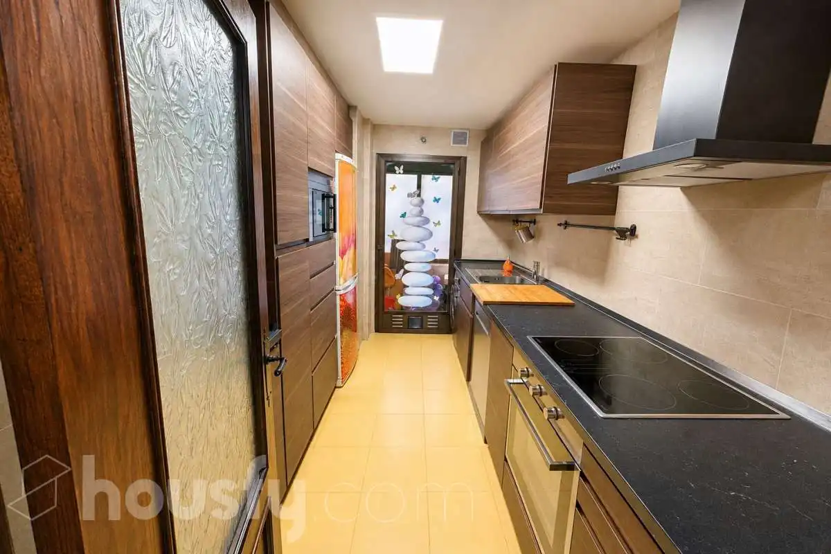 Kitchen of Flat for rent in Madrid  with Air Conditioner, Heating and Parquet flooring