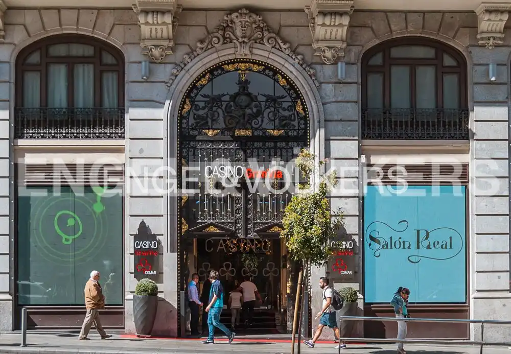 Exterior view of Flat for rent in Madrid  with Air Conditioner, Heating and Furnished