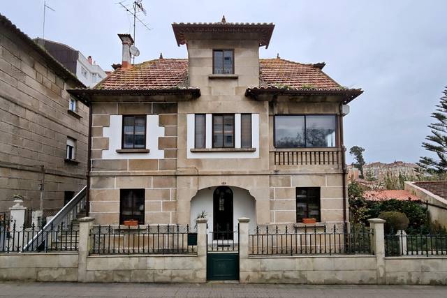 Casa-chalet en Venta en  Antonio Palacios en As Travesas - Balaídos