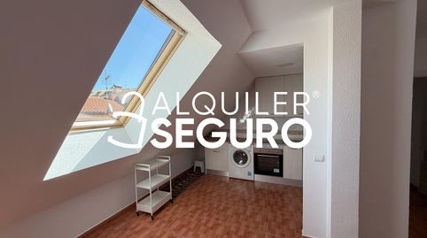 Foto 4 de Piso de alquiler en Callejon del Palomar, Yuncos, Toledo