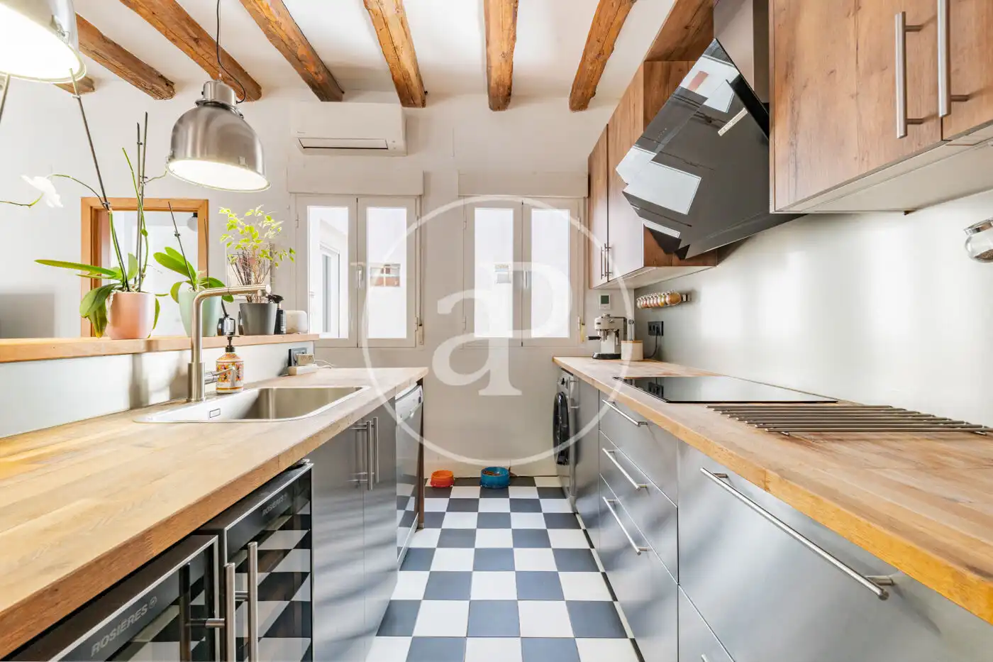 Cocina de Ático en venta en Madrid con Aire acondicionado y Terraza