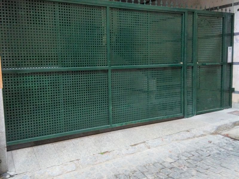 Exterior view of Garage to rent in Salamanca Capital