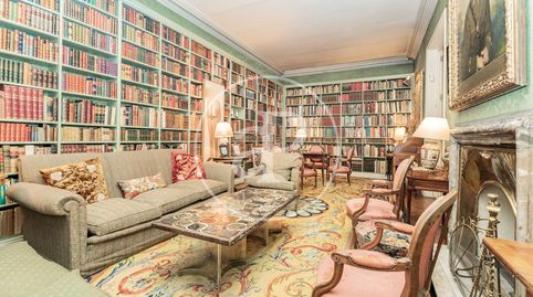 Photo 3 of Flat for rent in C. de Caracas, Almagro, Madrid Capital