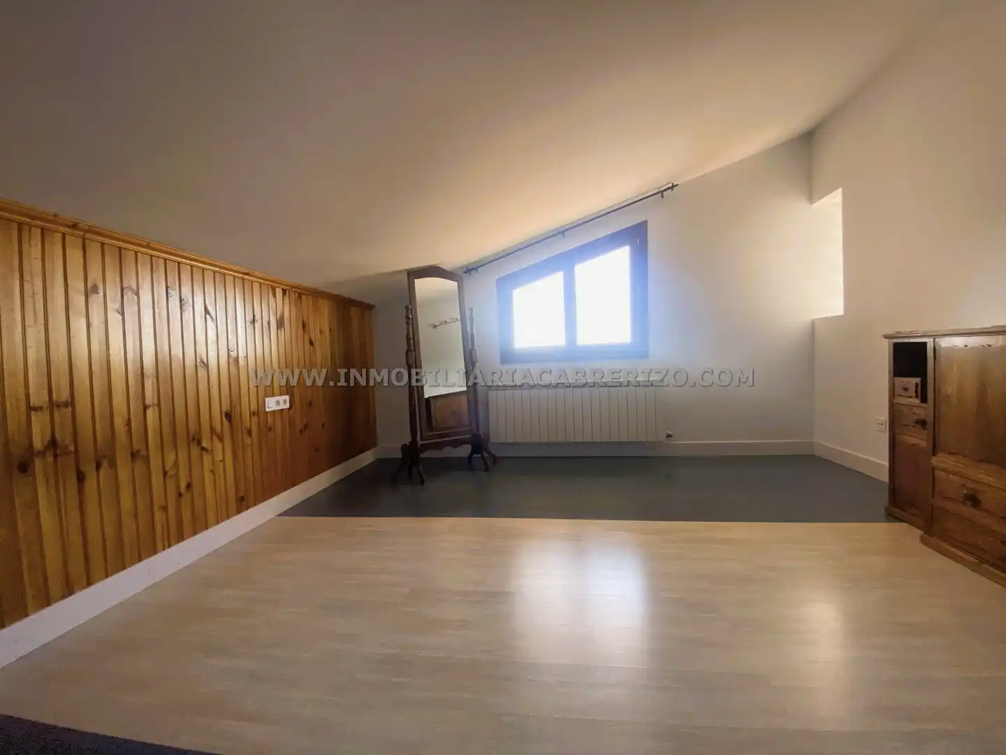 Habitación de Casa o chalet en venta en Olóriz / Oloritz con Aire acondicionado, Calefacción y Jardín privado