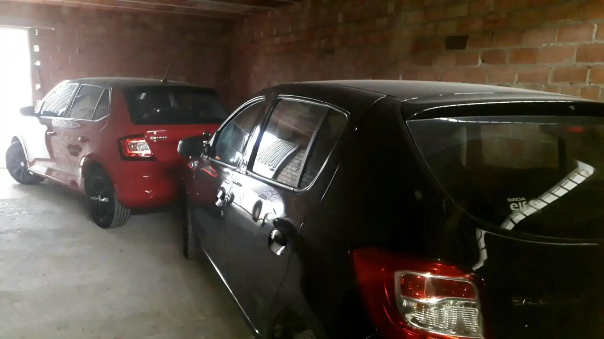 Parking de Piso en venta en Fuente-Tójar con Jardín privado, Trastero y Amueblado