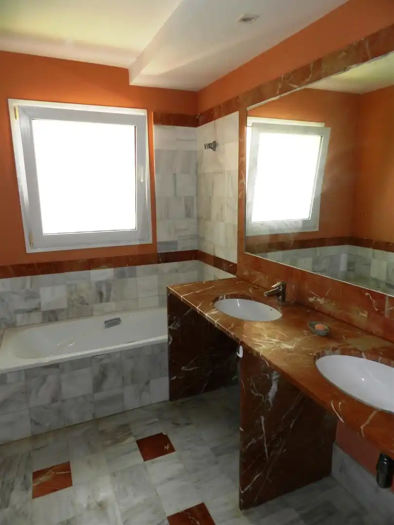 Chalet en venta en Avenida los Cortijos 114, imagen 6