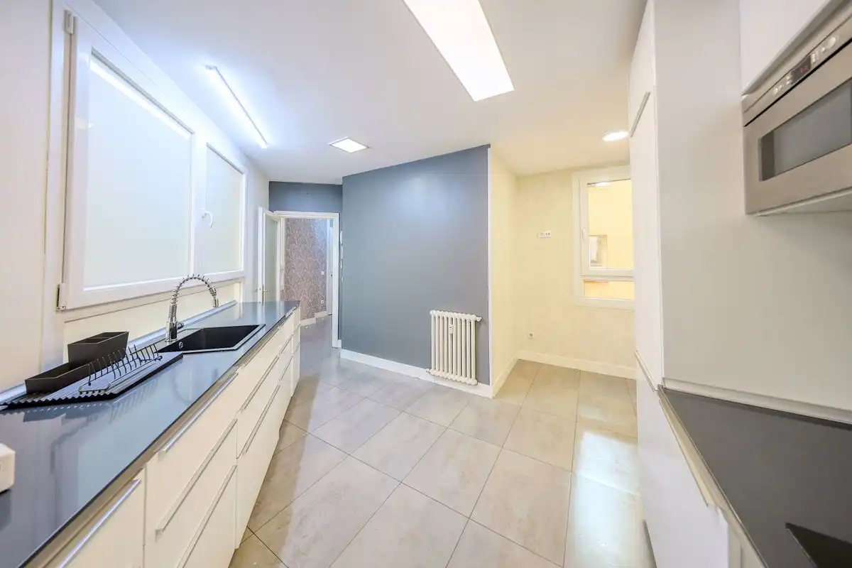 Appartement avec terrasse à vendre à Calle de Guzmán el Bueno, imagen 18