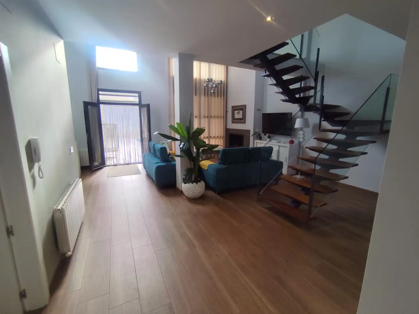 Living room of Houses for sale in Úbeda  with Air Conditioner, Heating and Parquet flooring
