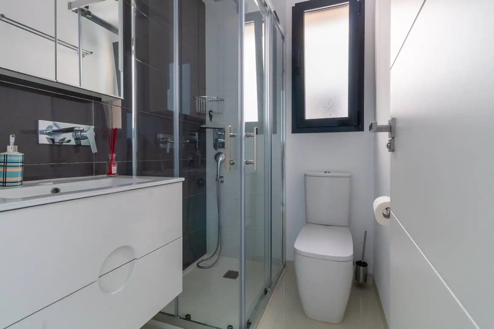 Badezimmer von Wohnungen zur Miete in Pilar de la Horadada