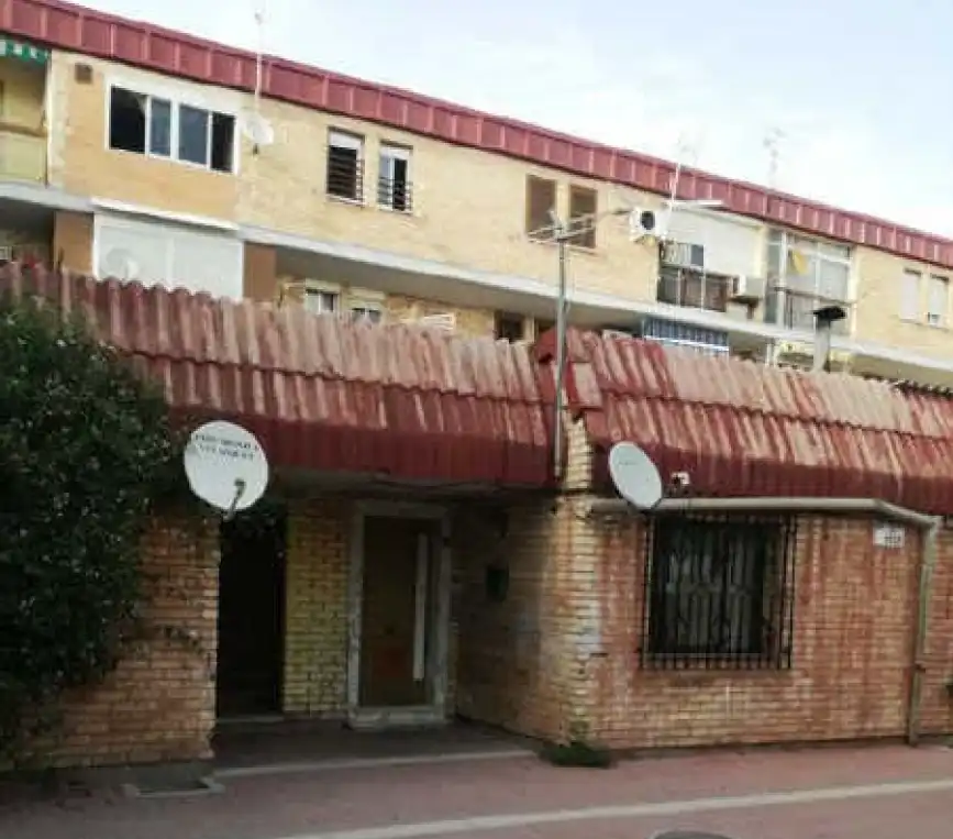 Vista exterior de Piso en venta en Murcia