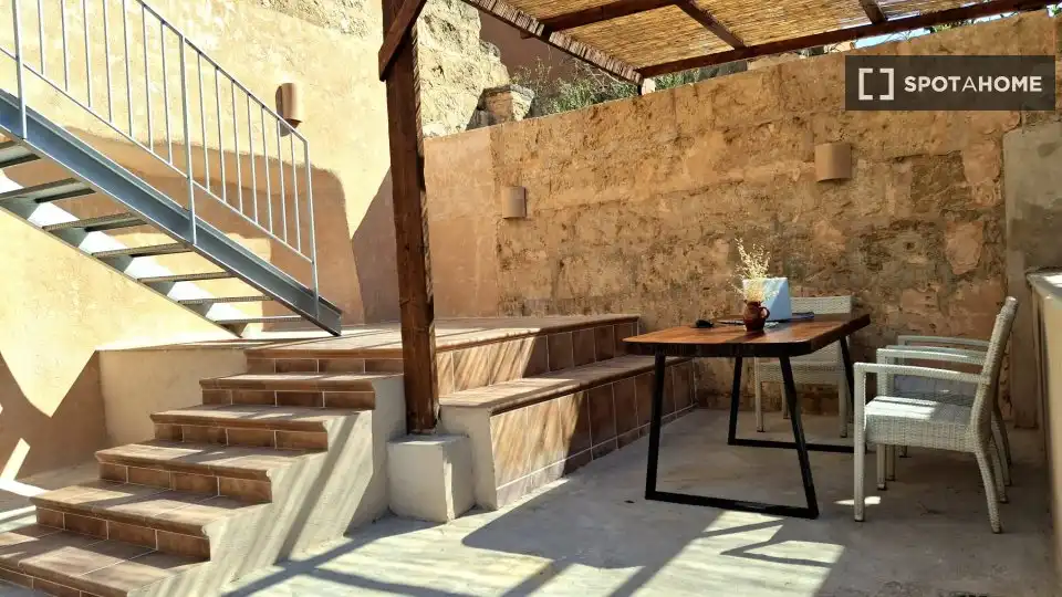 Terrassa de Pis per a compartir en  Palma de Mallorca amb Aire condicionat, Calefacció i Moblat