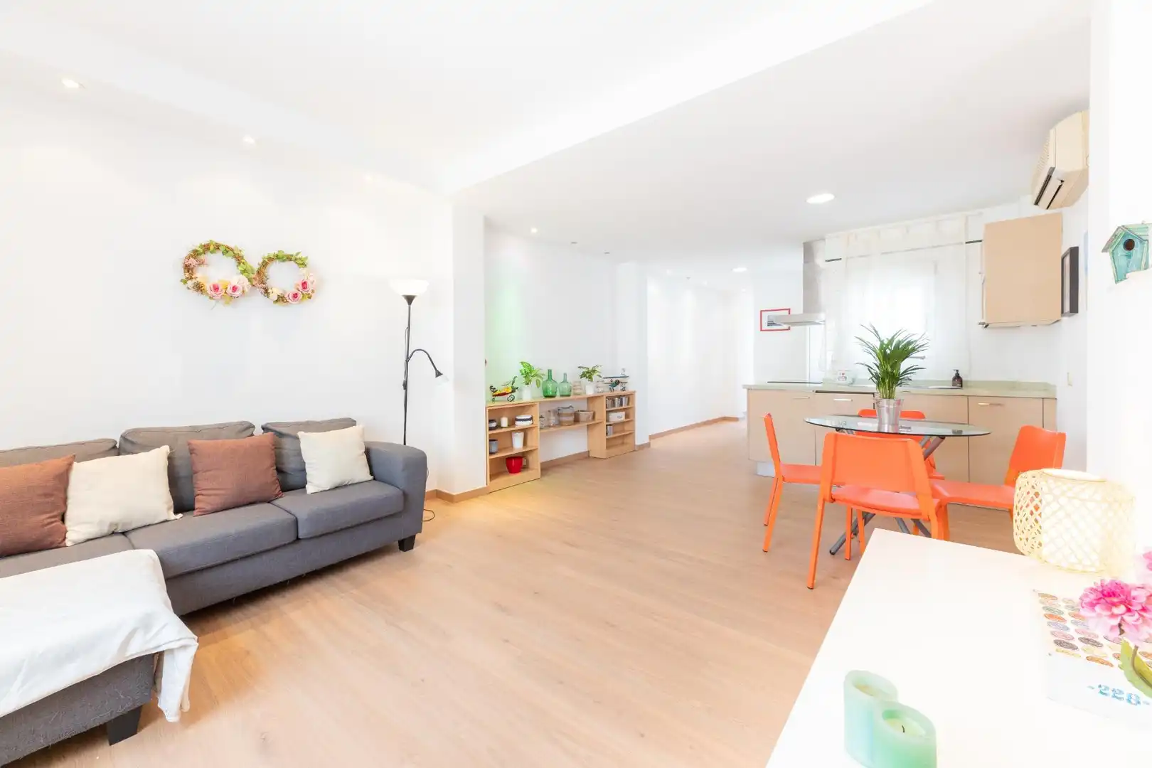 Sala de estar de Piso en venta en Mislata con Aire acondicionado, Terraza y Amueblado