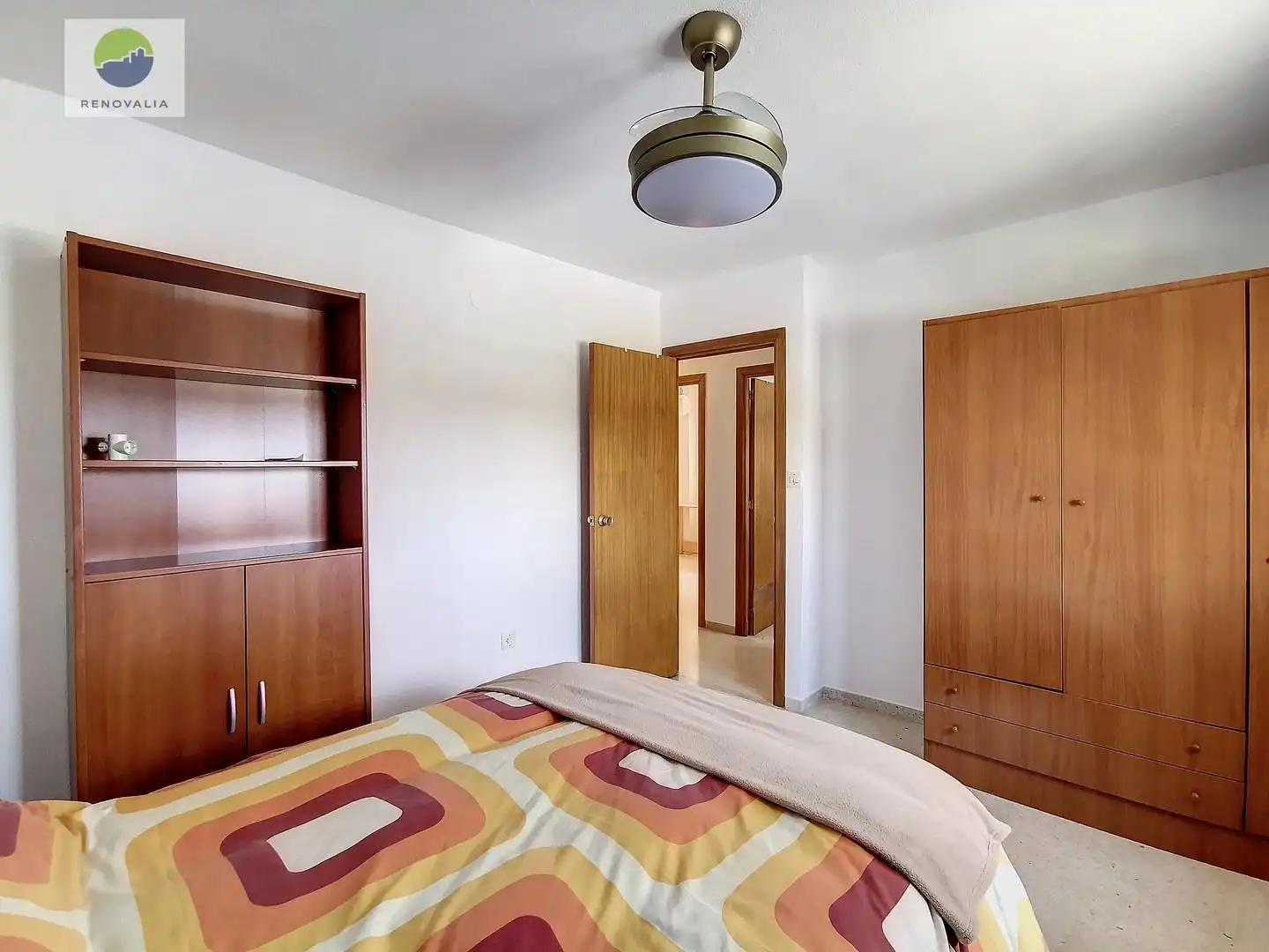 Bedroom of Flat for rent in Granada  with Storage room and Furnished