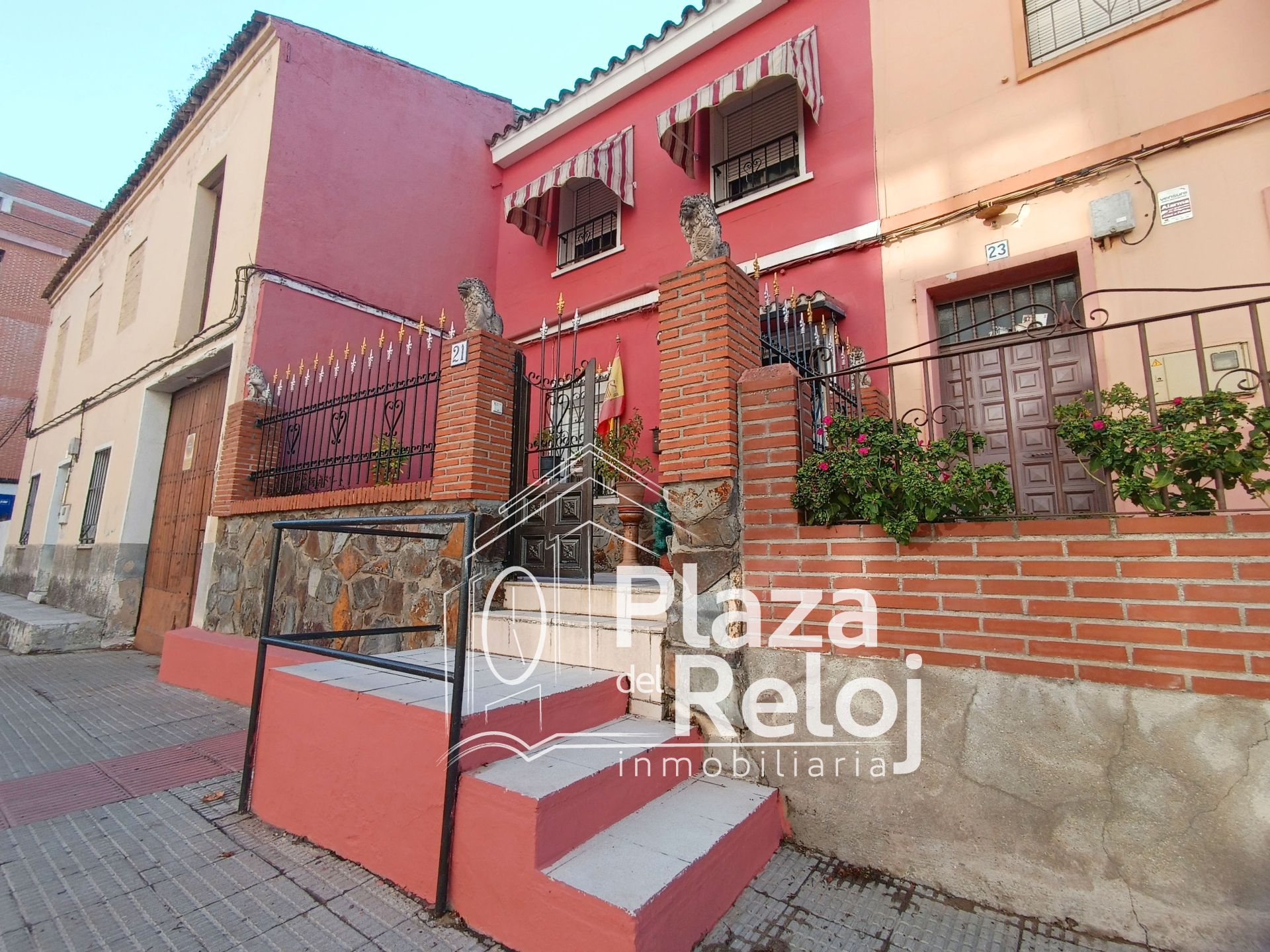 Vista exterior de Casa adosada en venta en Talavera de la Reina con Aire acondicionado, Terraza y Amueblado