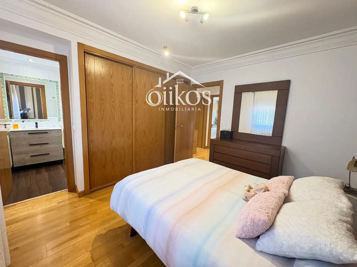 Habitación de Casa adosada en venta en Salamanca con Calefacción y Balcón
