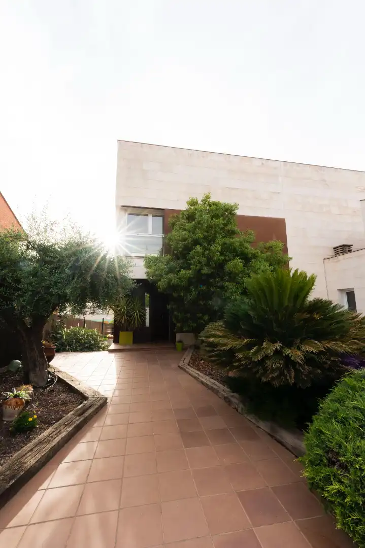 Vista exterior de Casa o chalet en venta en Lleida con Aire acondicionado, Calefacción y Jardín privado
