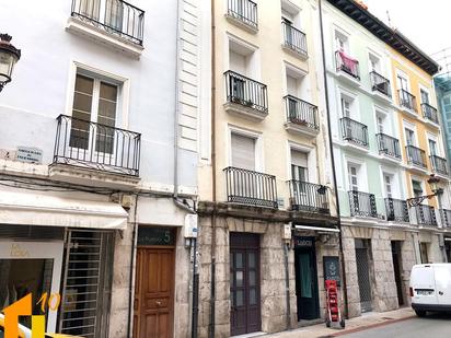 Vista exterior de Pis en venda en Burgos Capital amb Calefacció i Terrassa