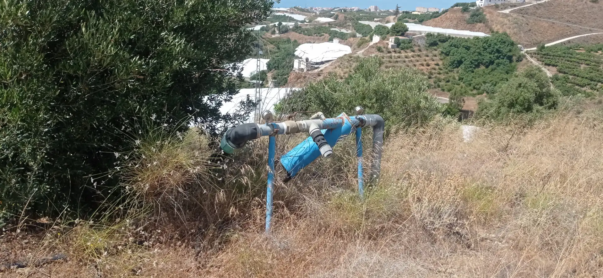 Vista exterior de Terreny en venda en Vélez-Málaga