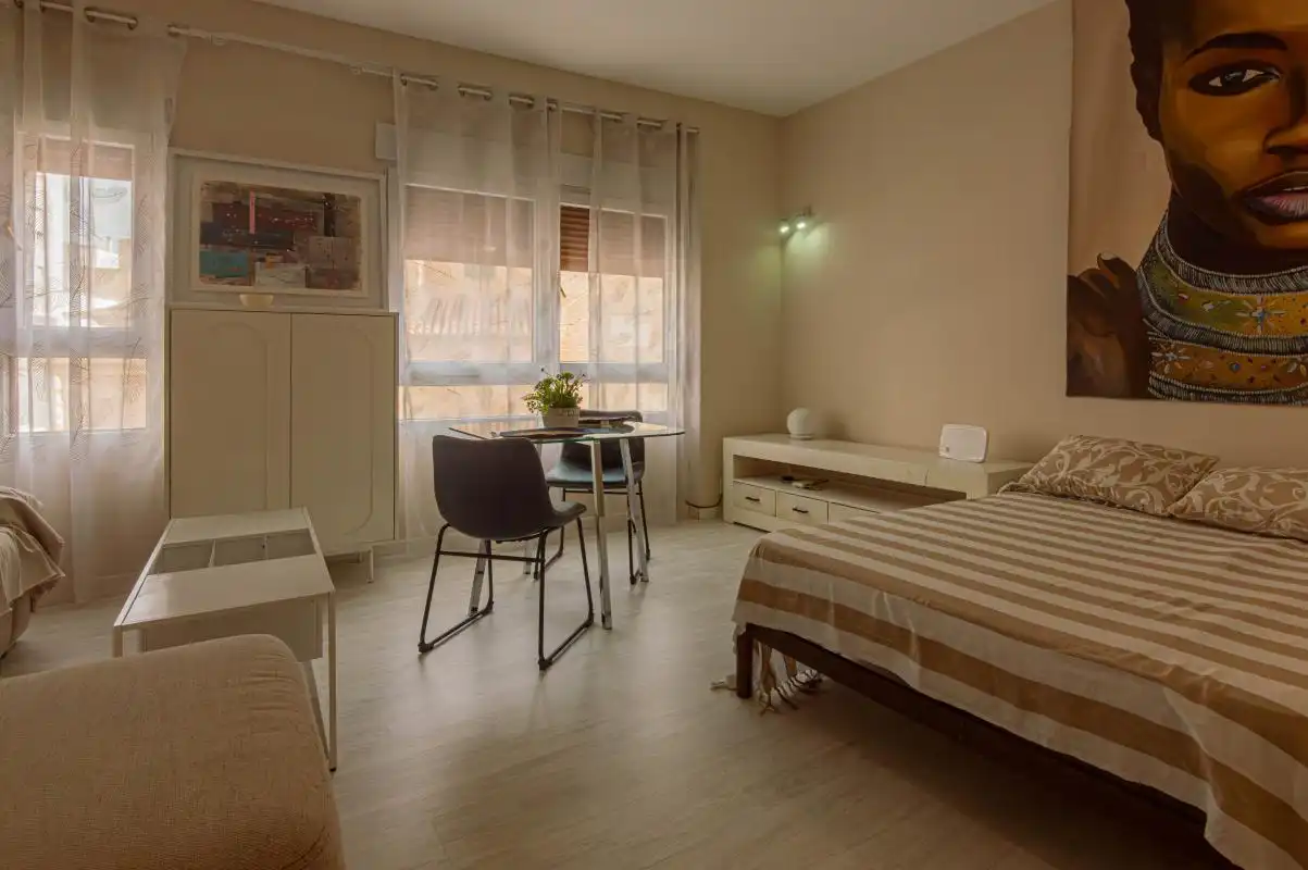 Schlafzimmer von Haus oder Chalet zum Verkauf in Oliva mit Klimaanlage, Heizung und Privatgarten